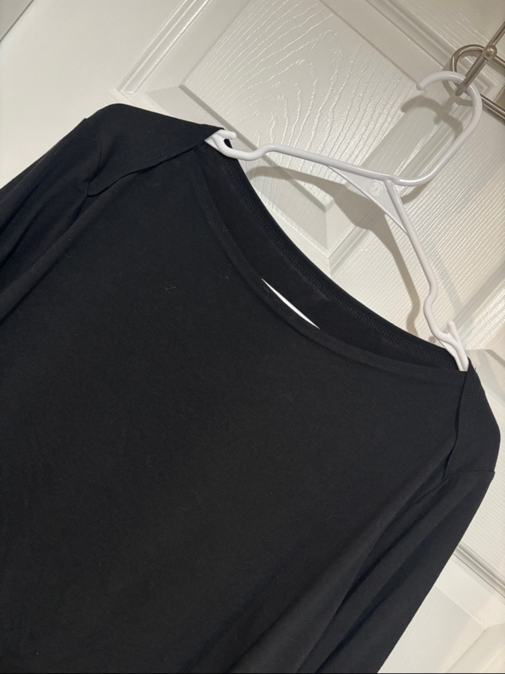 Black Women's 3/4 Sleeve Ruffle Cuff Top